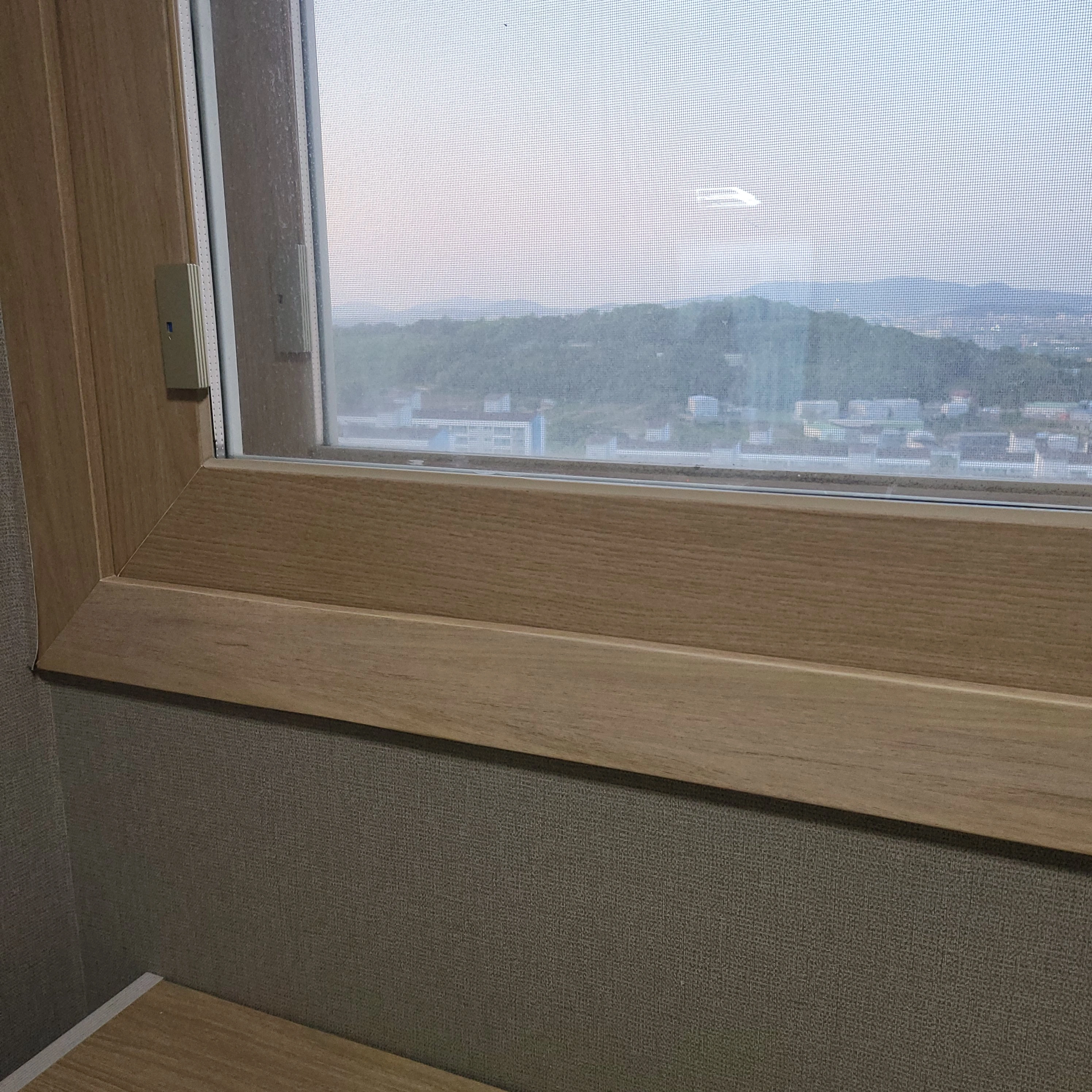 샷시 프레임 구멍 충전·복원 시공 후 서울 노원구